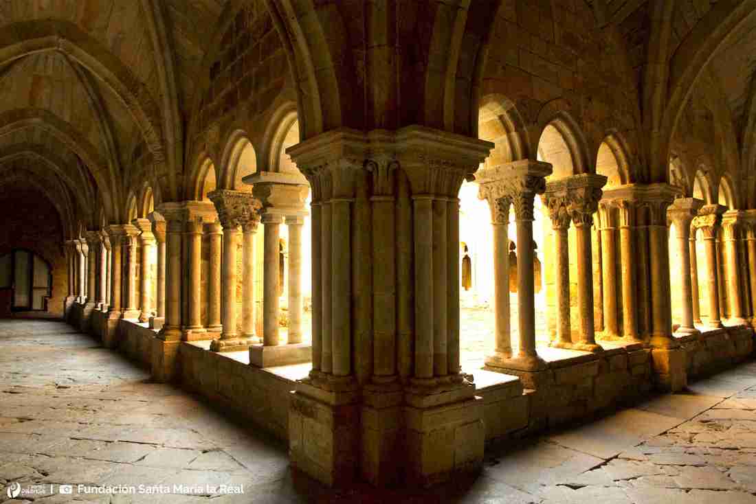 Claustro-Monasterio-Santa-María-la-Real-Aguilar-de-Campoo-Palencia